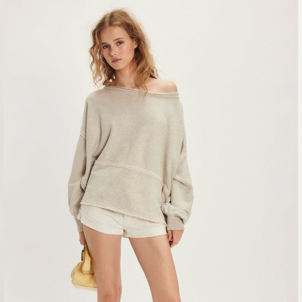 ▪️NWT Free People Sofia Sweatshirt in Sand Heather Grey